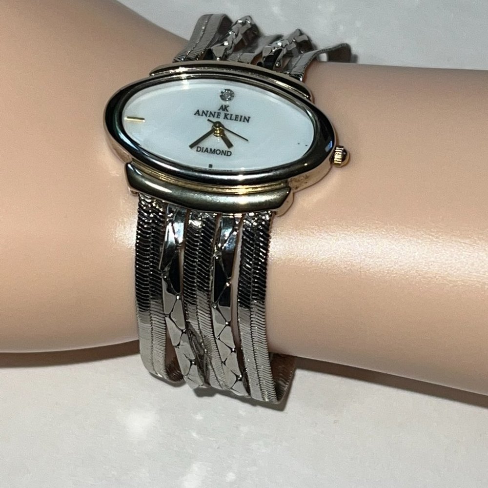 Ladies AK Anne Klein Diamond Elegant Sliver Tone Mop Dail Analog Watch